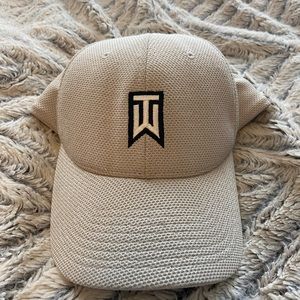 Tiger woods hat